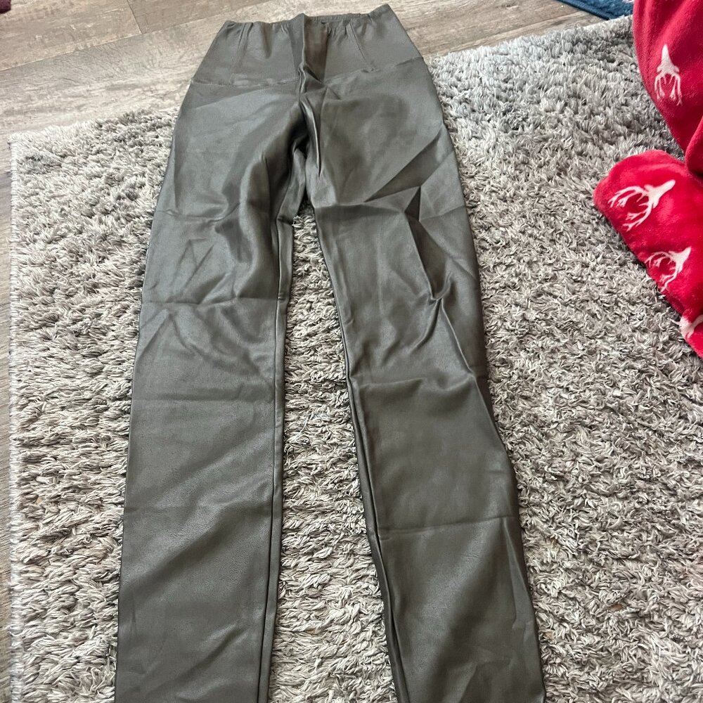Wilfred Free xxs faux leather leggings
